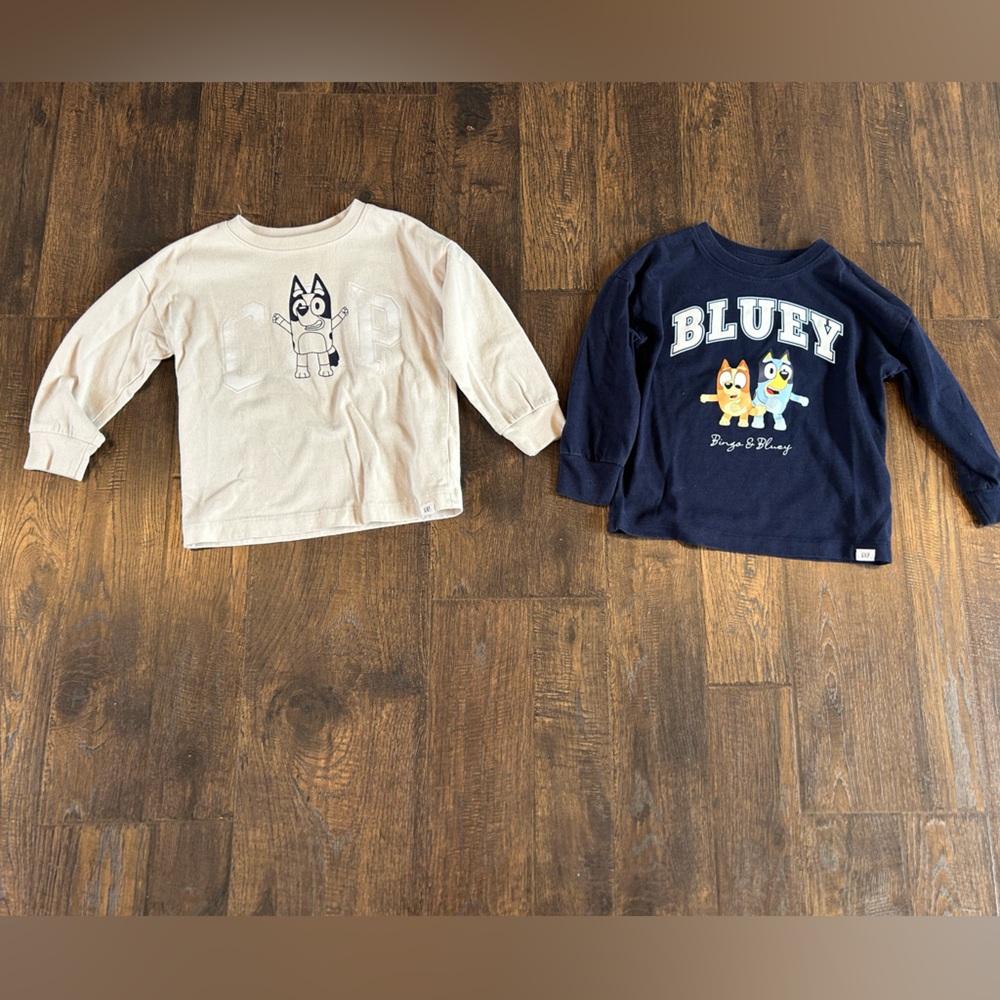 GAP Kids Long Sleeve Bluey Tees - Cream and Navy